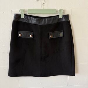 San Fransisco | Faux Suede Black Mini Skirt | Preppy Academia | Size Snall